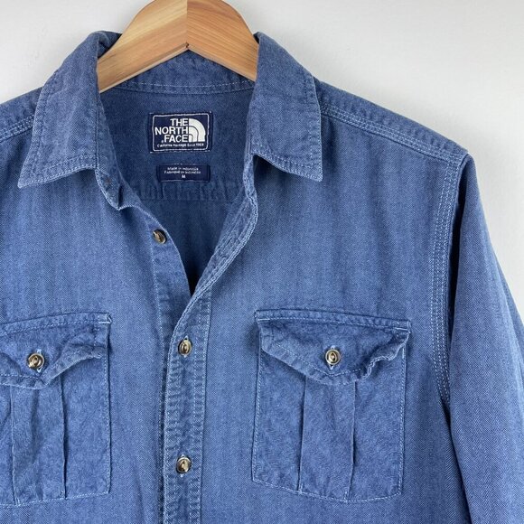 North Face | Women's Blue Twill Long Sleeve Button Up Shirt Medium - Picture 3 of 7